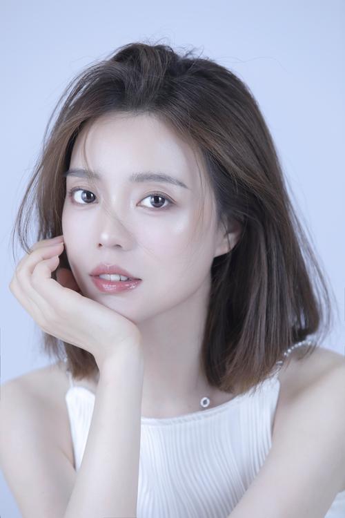 秀人网李丽莎官方正式版下载最新版怎么操作？(详细步骤轻松学会)