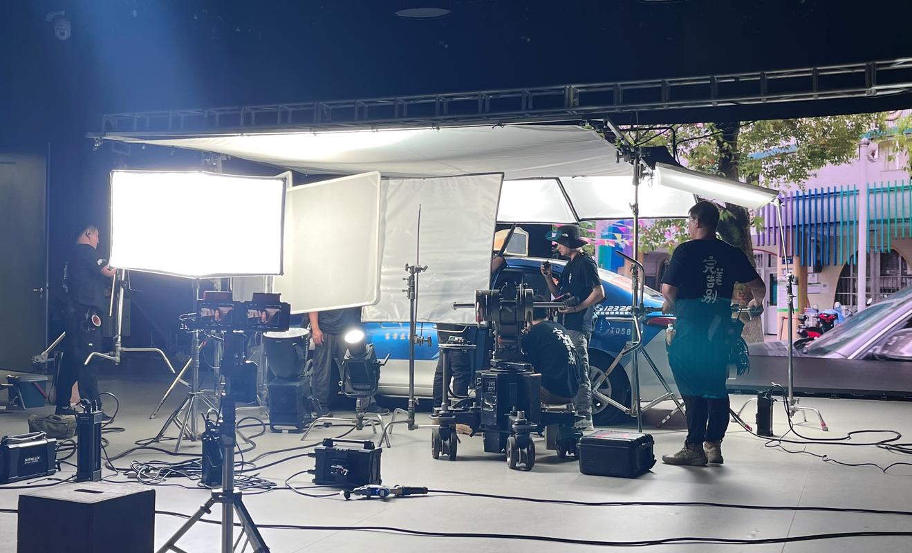 导演请拍摄各种各样的我最新版有哪些功能?(探索玩法与优势)